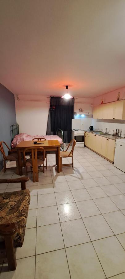 Petros Studios Mastixa Chio Esterno foto